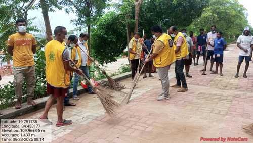 Swaschha Bharat program By LC Surada